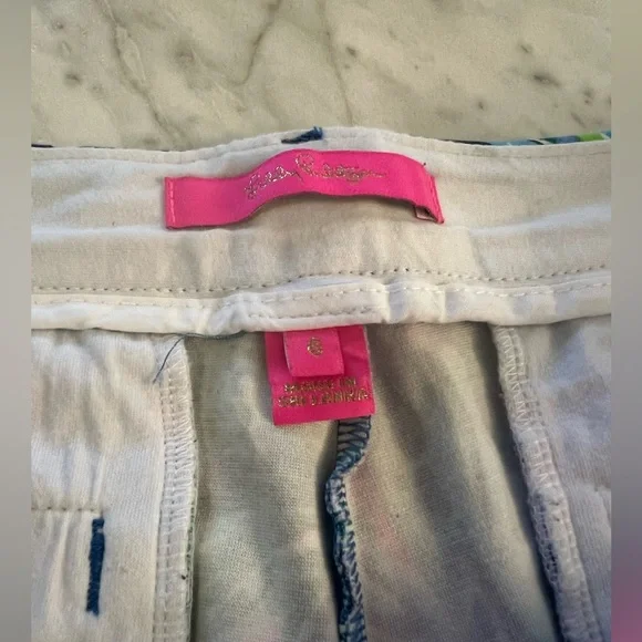 Lilly Pulitzer Callahan Knit shorts, High tide navy, Bringing Mermaid back sz 6 - Picture 4 of 5